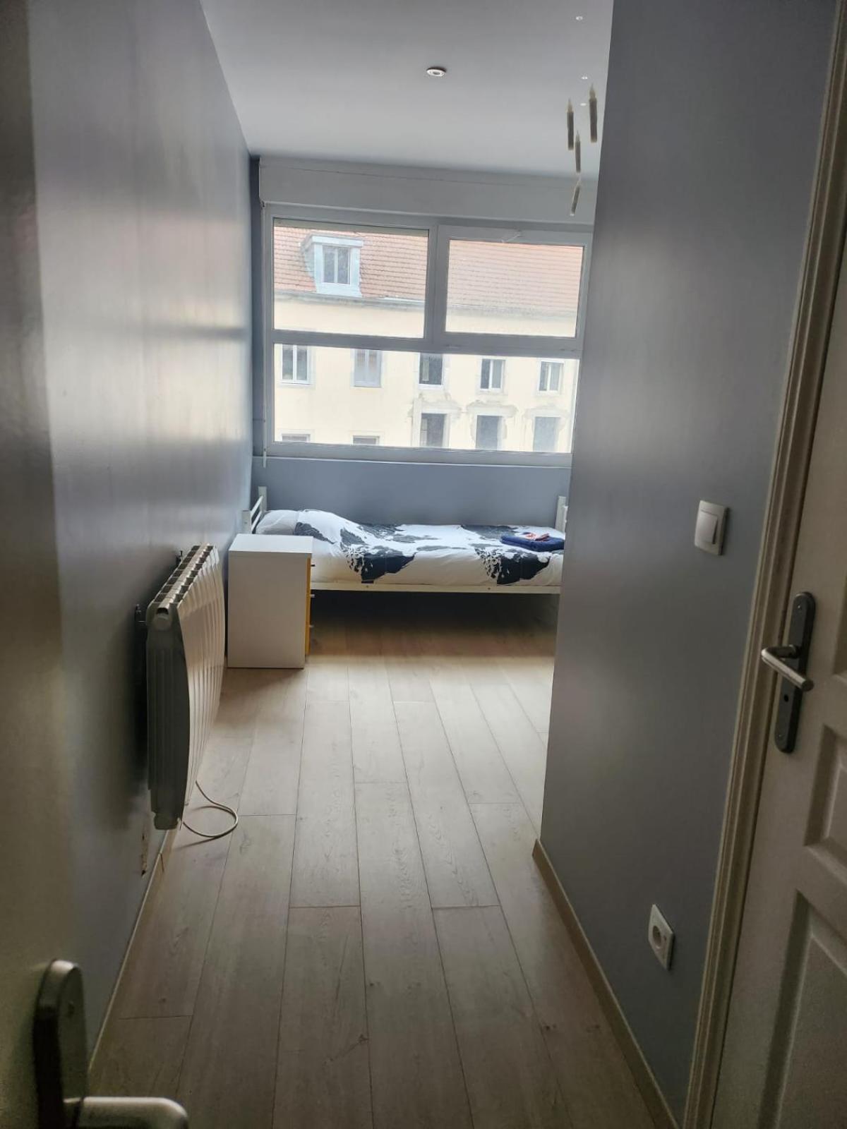 Ron Apartment *